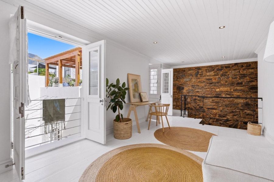 2 Bedroom Property for Sale in Bo Kaap Western Cape